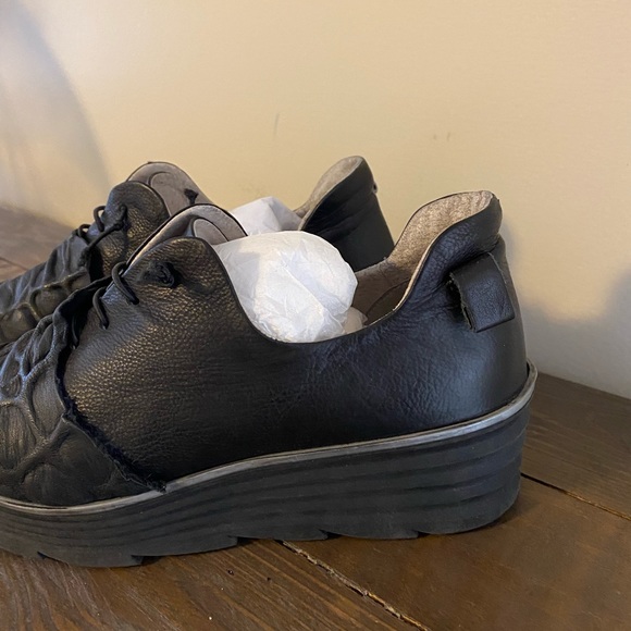 Papucei Funky Leather Platform - Picture 3 of 13